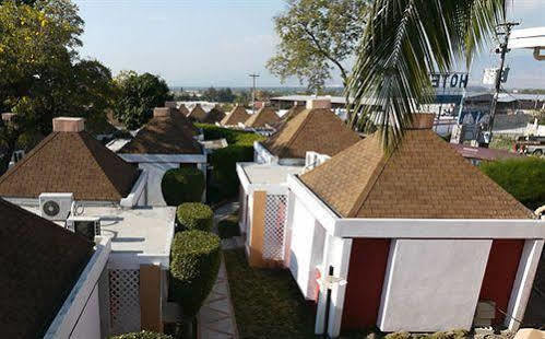 Visa Lodge Port-au-Prince Exterior foto